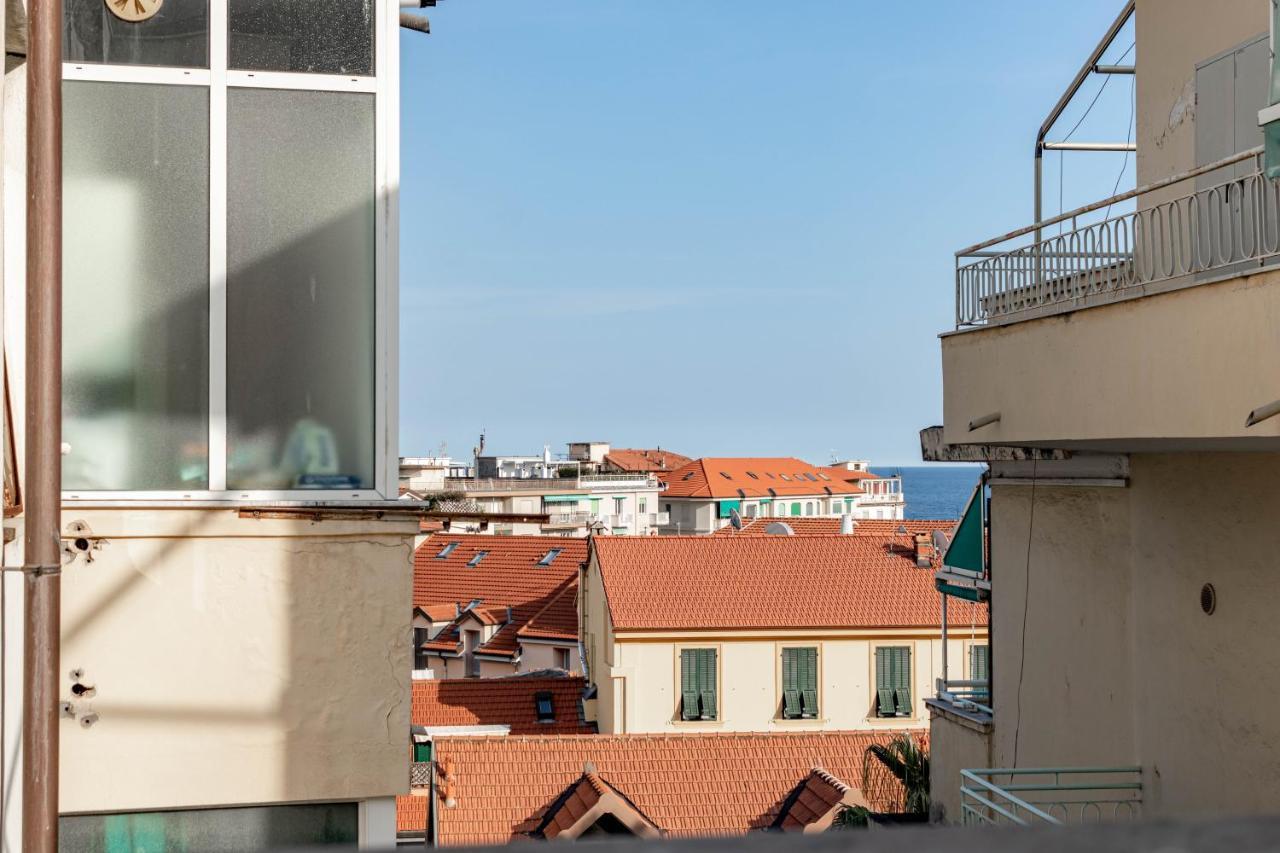 H11 Lux Ariston Sanremo - Centro Apartment Екстериор снимка